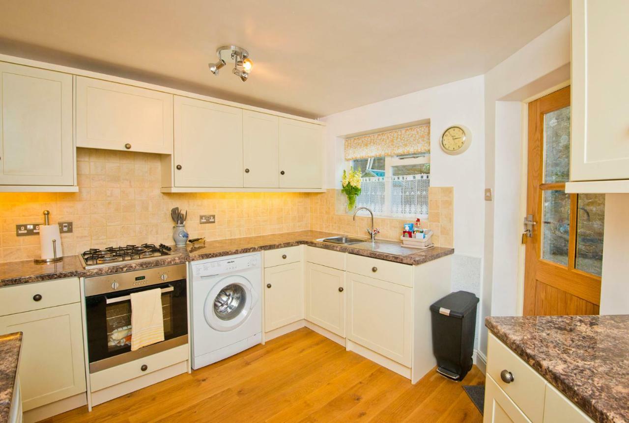 Charming Cottage Near Peak District & Chatsworth Matlock  Exterior photo